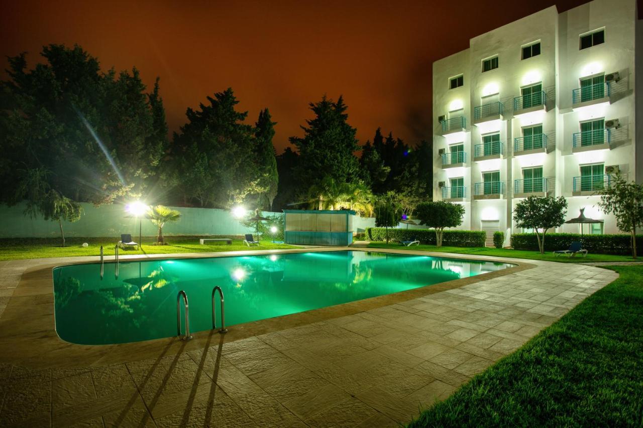 Residence Hoteliere Riviera Beach Cabo Negro Kültér fotó