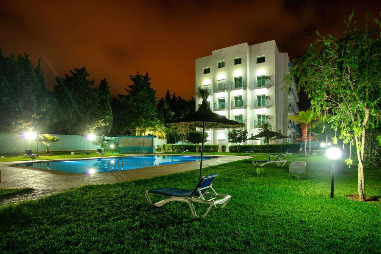 Residence Hoteliere Riviera Beach Cabo Negro Kültér fotó